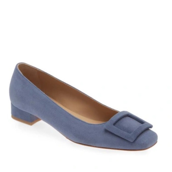ANN MASHBURN Shoes - ANN MASHBURN Powder Blue Suede Low Block Heel Pumps with Decorative Buckle